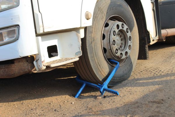 VEHICLE CLAMPS